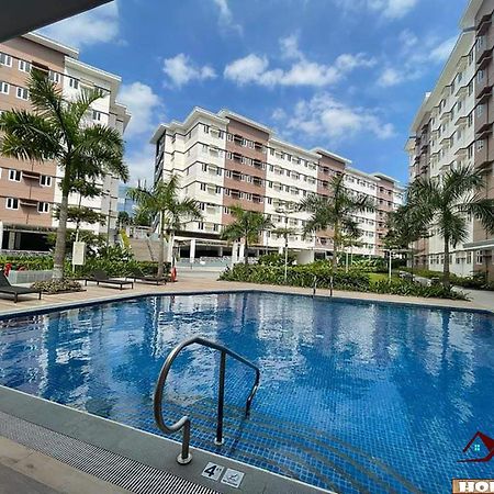 J & F Homestay - Cavite, Philippines Trece Martires Exterior foto