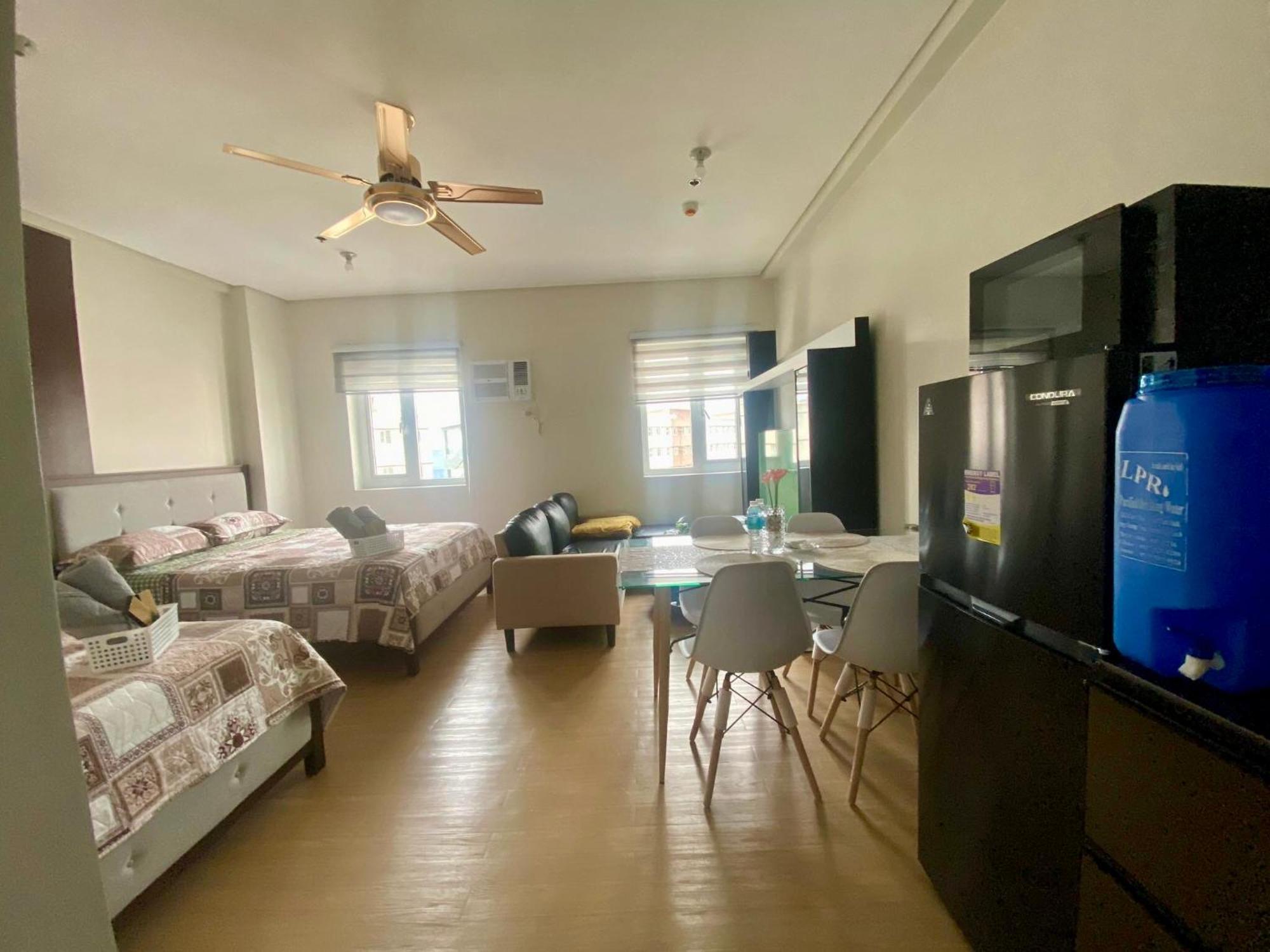 J & F Homestay - Cavite, Philippines Trece Martires Exterior foto